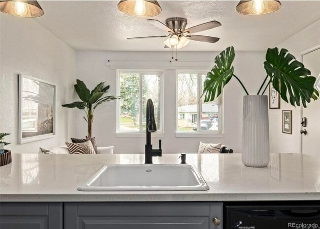 Photo - 6137 Sterne Cir