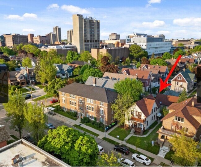 Photo - 3062 N Oakland Ave