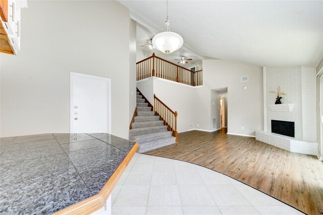 Photo - 5255 Beaverbrook Dr