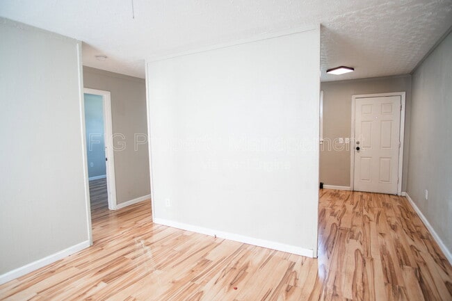 Photo - 1416 Chicago Ave