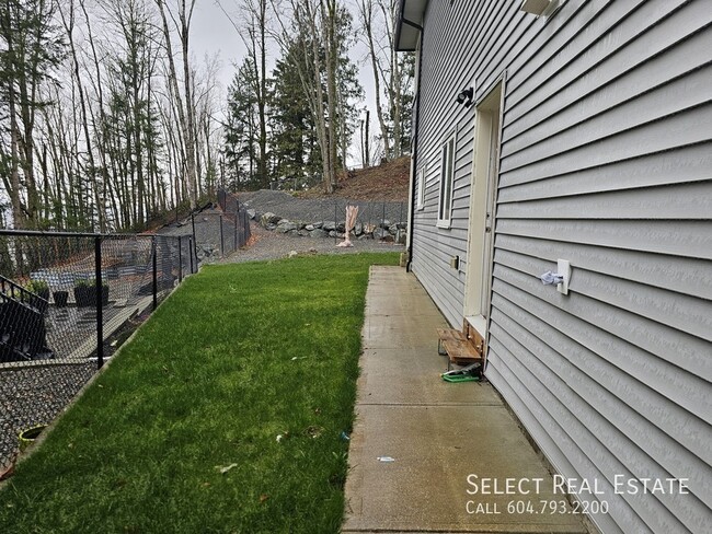 Photo - 8512 Forest Gate Dr