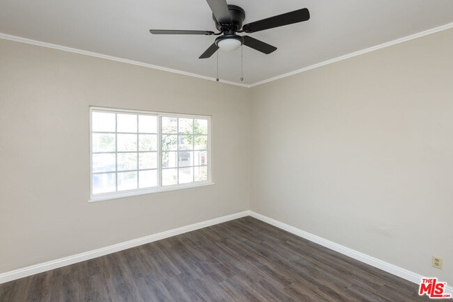 Photo - 1522 N Harvard Blvd Unit 4