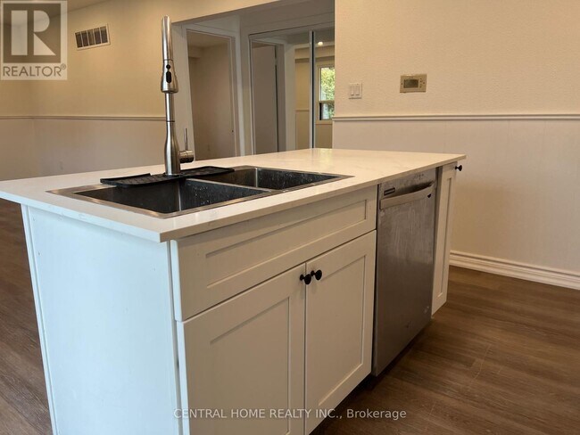 Photo - 86 Pleasant Ave