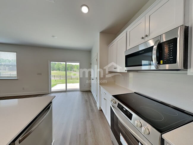 Photo - 1007 Guildcrest Ct