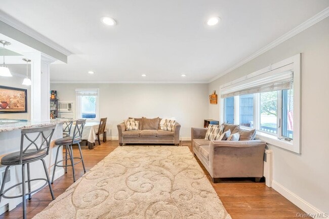 Photo - 2327 Cleveland St