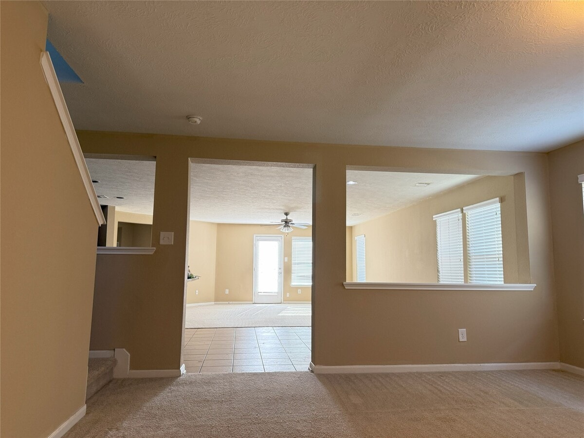 Photo - 2914 Acorn Oaks Dr