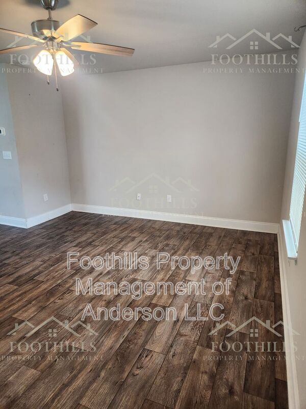 Photo - 102 David St Unit A
