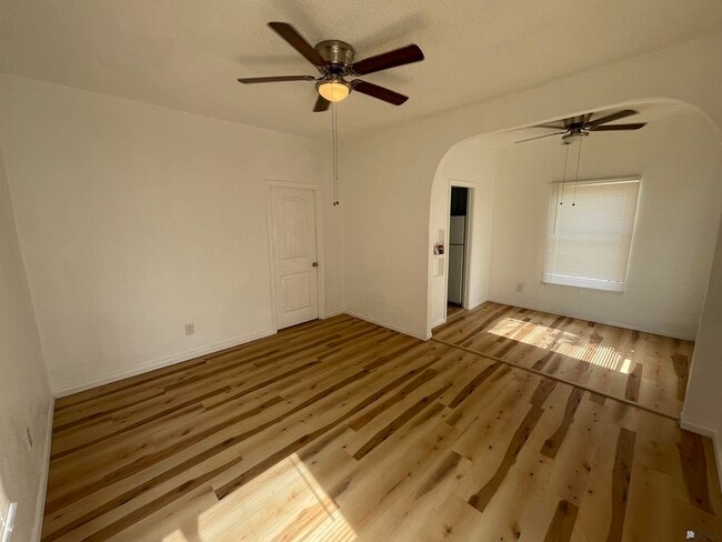 Photo - 244 S 15th Ave