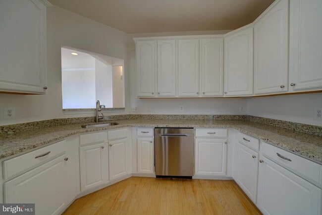 Photo - 9521 Woodyard Cir