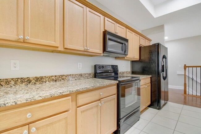 Photo - 10440 SW Stephanie Way Unidad 4207