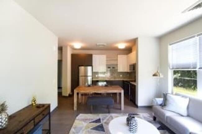 6 North Apts