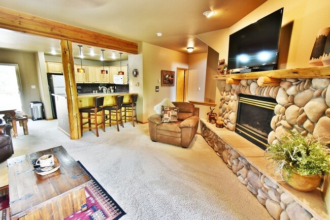 Photo - 33 Skyline Dr