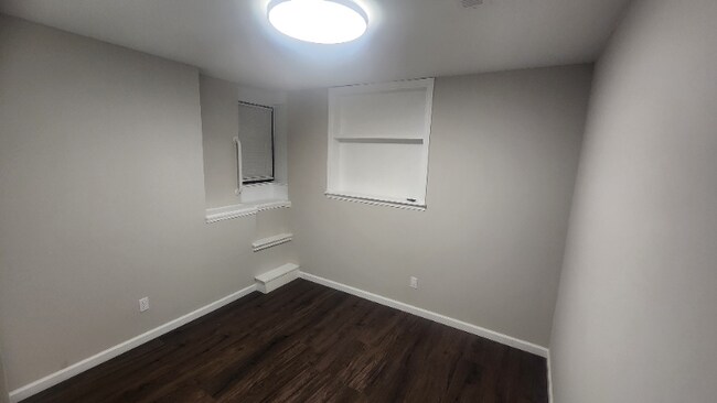 Photo - 3512 Holmes Ave Unidad basement