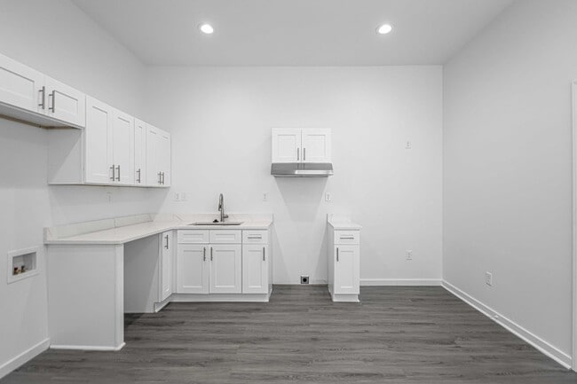 Photo - 214 S Park St Unit B