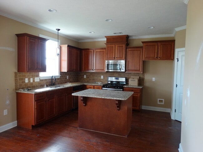 Photo - Sought After Crawford Creek