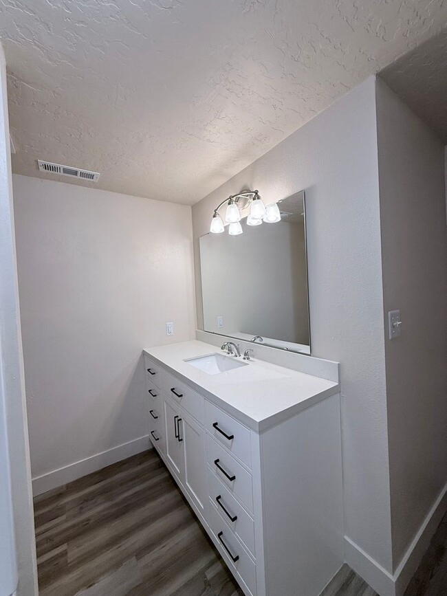 Photo - 236 Quail Ridge Dr Unit 6