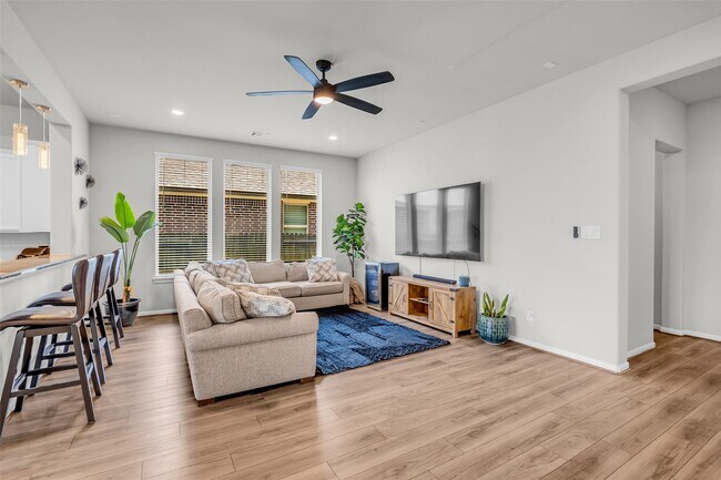 Photo - 17330 Hartford Field Ln