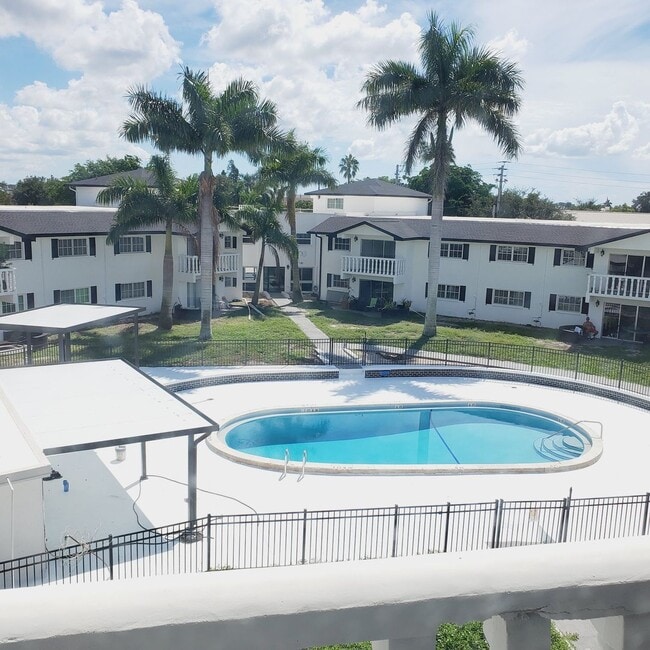 Building Photo - Cozy 2Bed 2Bath Apartment Unit 313