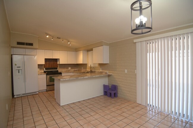 Photo - Charming 3 Bedroom 2 Bath House! Great Nor...