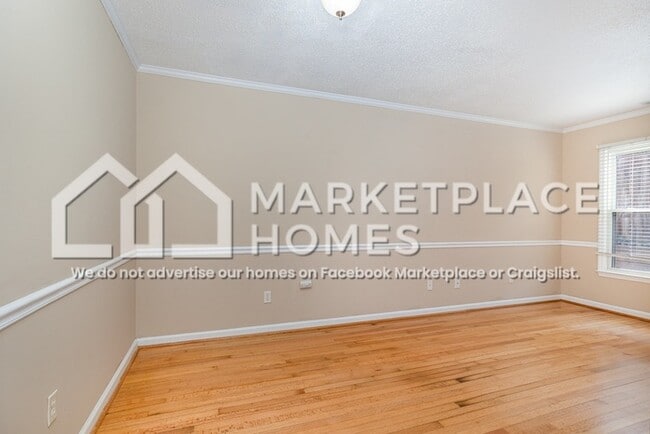 Photo - 225 Woodside Ave