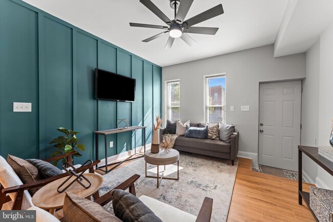 Photo - 1724 N Milton Ave