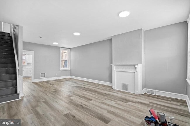 Building Photo - 3902 N Fairhill St