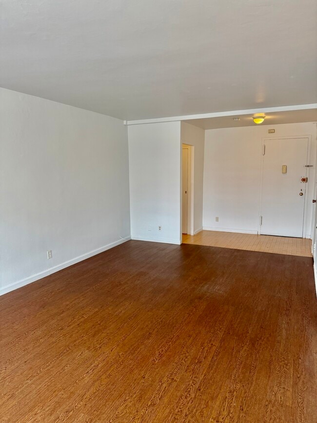 Photo - 48 Davis Ave Unidad 4H