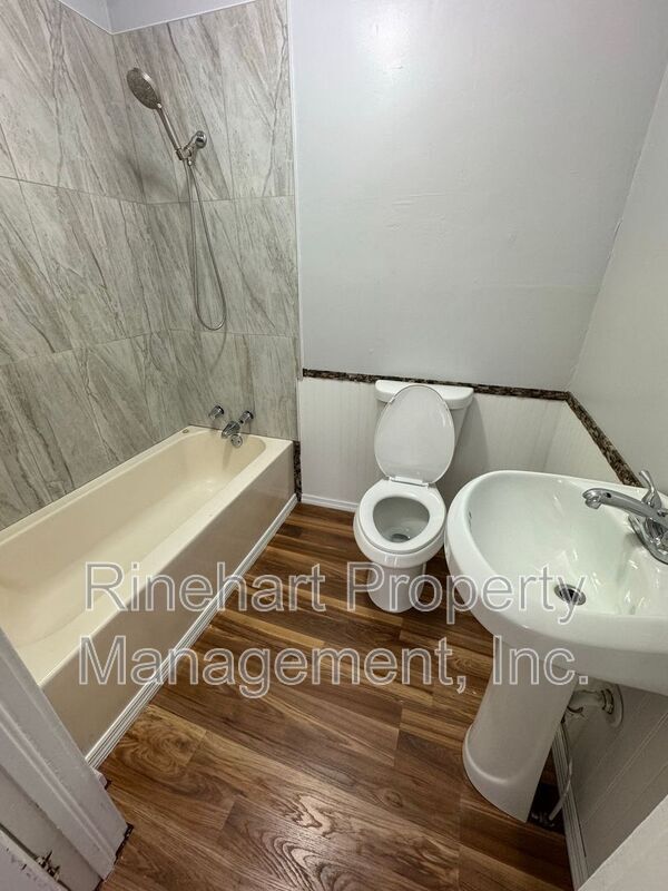 Photo - 422 S Jones Ave House