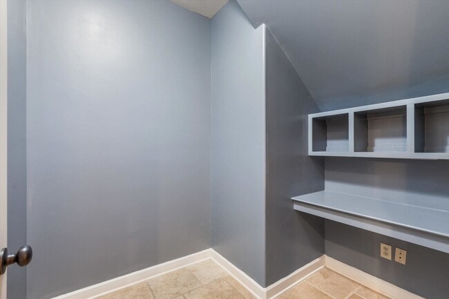 Photo - 1651 DE HAIG Ln