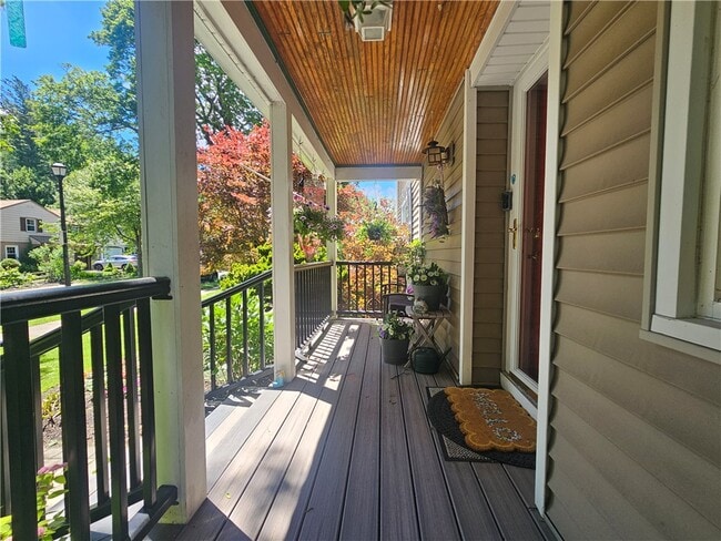Photo - 50 Greenview Dr
