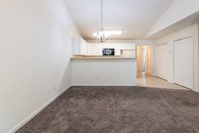 Photo - 906 Mercer Dr