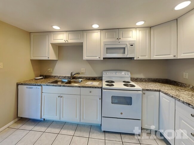 Photo - 8504 Willow Forest Ct