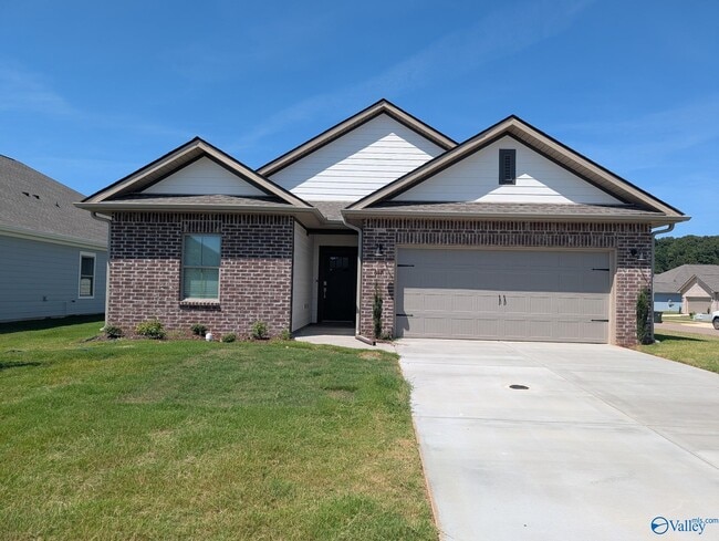 Building Photo - 317 Susan Lynn Dr