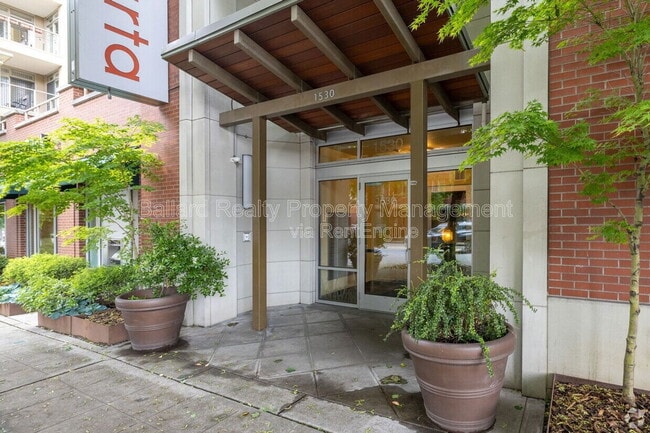 Photo - 1530 NW Market St Unidad 207