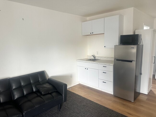 310 W Hopi Dr Unit 211