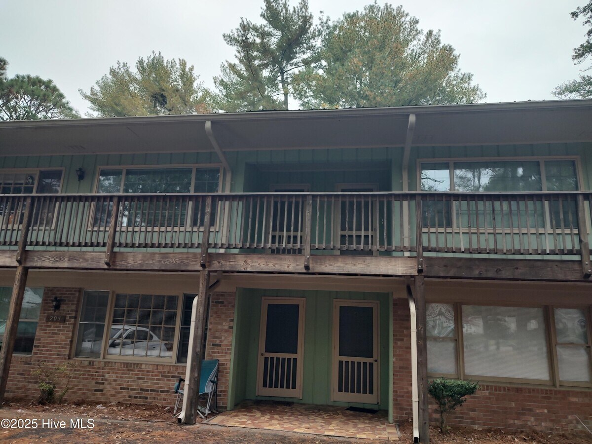 Photo - 205 E New Jersey Ave Apartment Unit 7