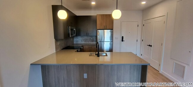 Photo - 199 Gardner St Unidad 204