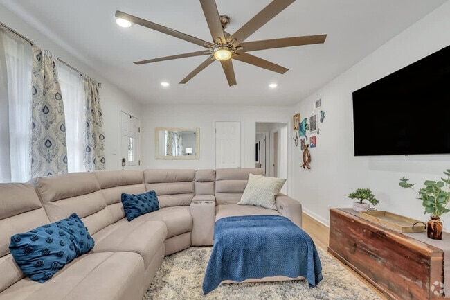 Building Photo - 217 Holly Ave Unit ID1244795P Rental
