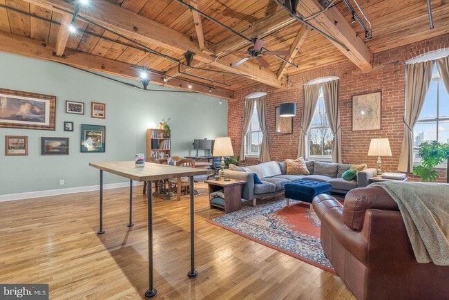 Photo - 2551 Trenton Ave Unit 305