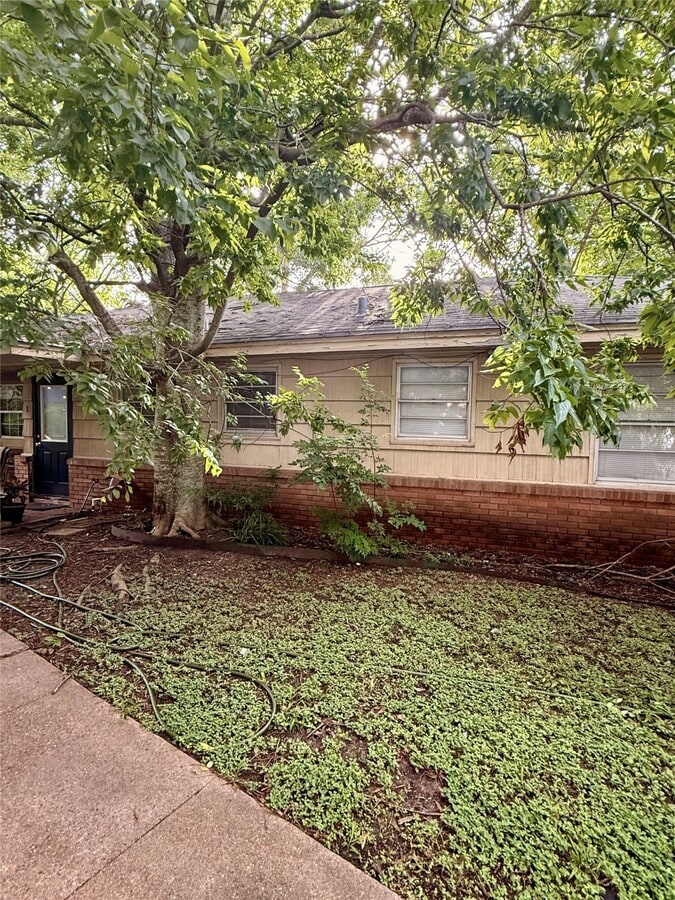 Photo - 7018 Alder Dr