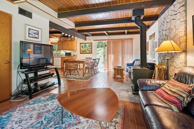 Alpine Meadows 3 Bedroom ski lease on Mine... - Alpine Meadows 3 Bedroom ski lease on Mine... House