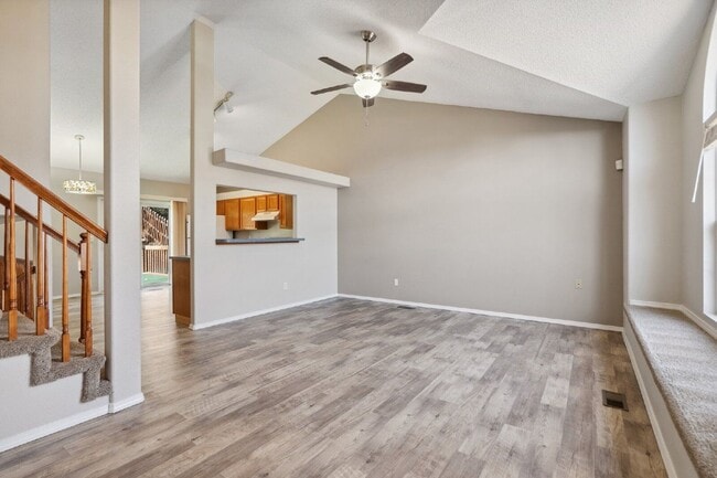 Photo - 7430 Julynn Rd