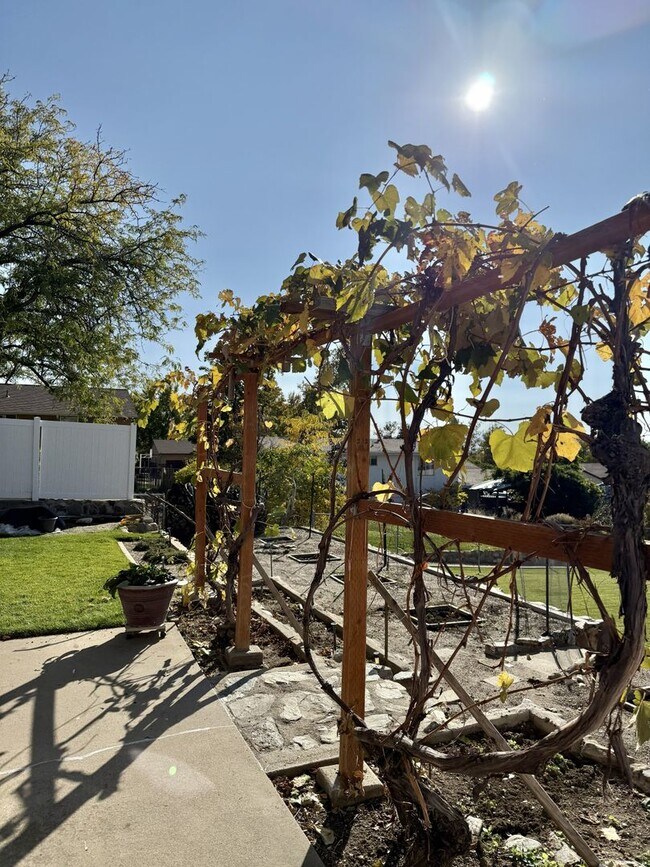 Photo - Charming 4-Bedroom Home in the Heart of Ce...