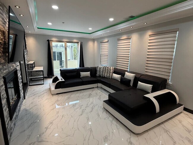 2696 Escala Cir