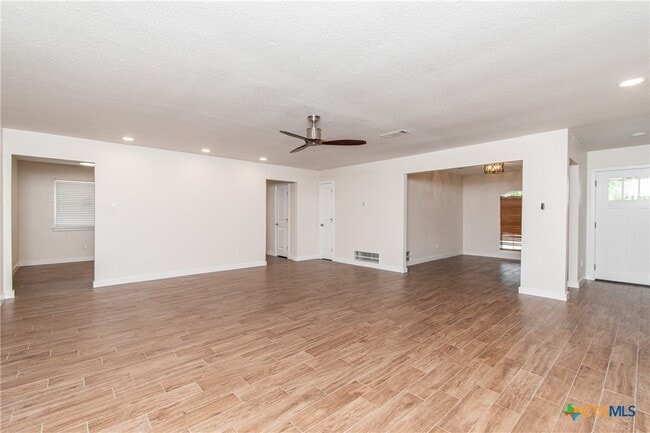304 Timber Ridge Dr