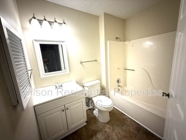 Photo - 5912 Katlas Trail