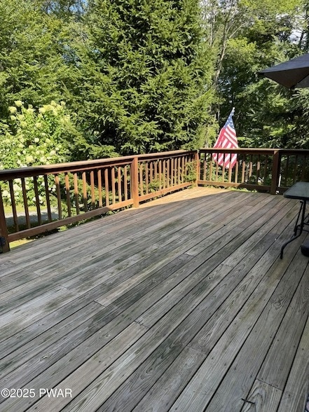 Photo - 462 Engvaldsen Rd