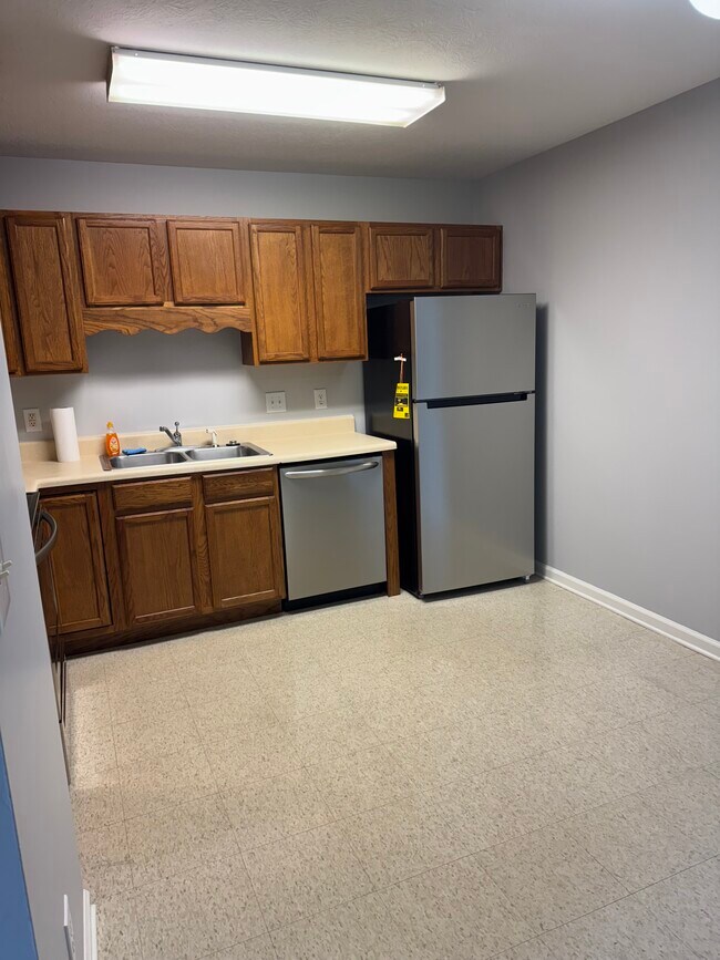 Kitchen - 320 Chilhowee School Rd Unit 3