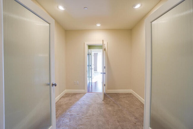 Photo - BEAUTIFUL TWO BEDROOM CONDO DOWNTOWN VANCOUVER Unit 506