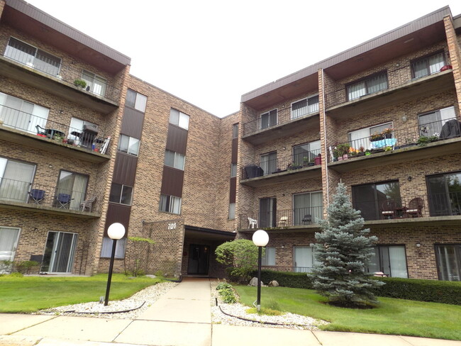 Photo - 701 W Huntington Commons Rd Condominio Unidad 408